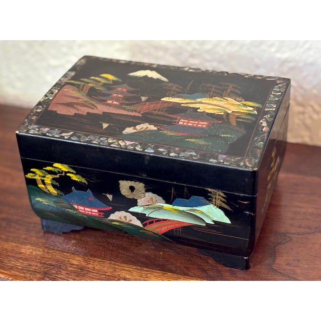 Wood 1970s Vintage Chinese Lacquered Jewelry Box With Mother of Pearl For Sale - Image 7 of 12