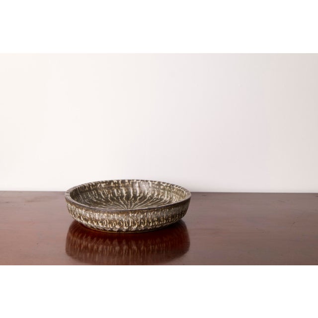 Mid-Century Modern Swedish Ceramic Dish by Gunnar Nylund for Rörstrand, 1950s For Sale - Image 9 of 9