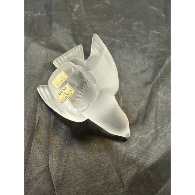 Glass Late 20th Century Lalique France Frosted Crystal Sparrow "Coléreux" Angry Bird Figurine #11633 For Sale - Image 7 of 10