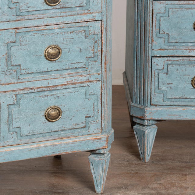 19th Century Swedish Pair of Blue Chest of Three Drawers or Nightstands For Sale - Image 15 of 17