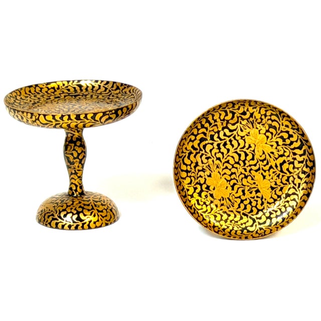 Art Deco Pair of Japanese Meiji Miniature Gold Maki-e Lacquer Takatsuki Stands For Sale - Image 3 of 11