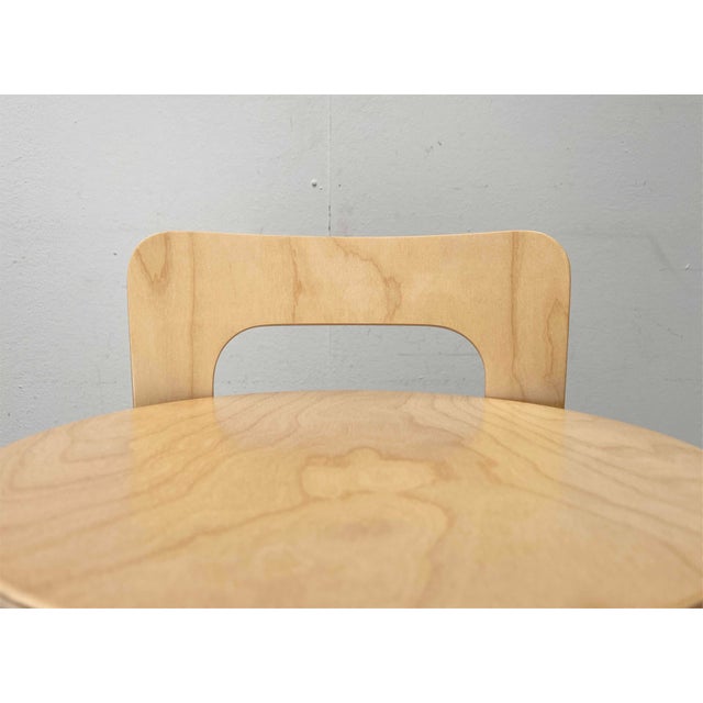 Mid-Century Modern K65 High Chair Barstools by Alvar Aalto for Artek, Finland, 2017, Set of 3 For Sale - Image 16 of 18