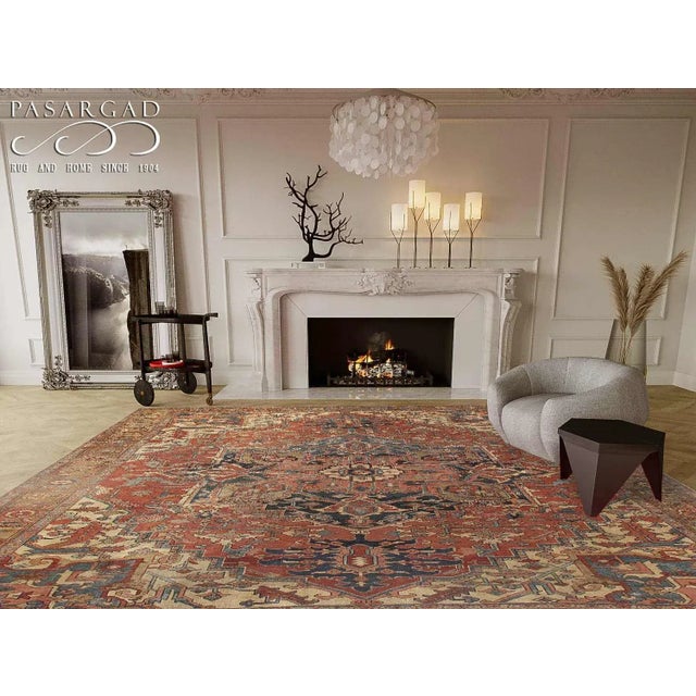 Late 19th Century Late 19th Century Antique Persian Serapi Rug - 10′ × 13′ For Sale - Image 5 of 5