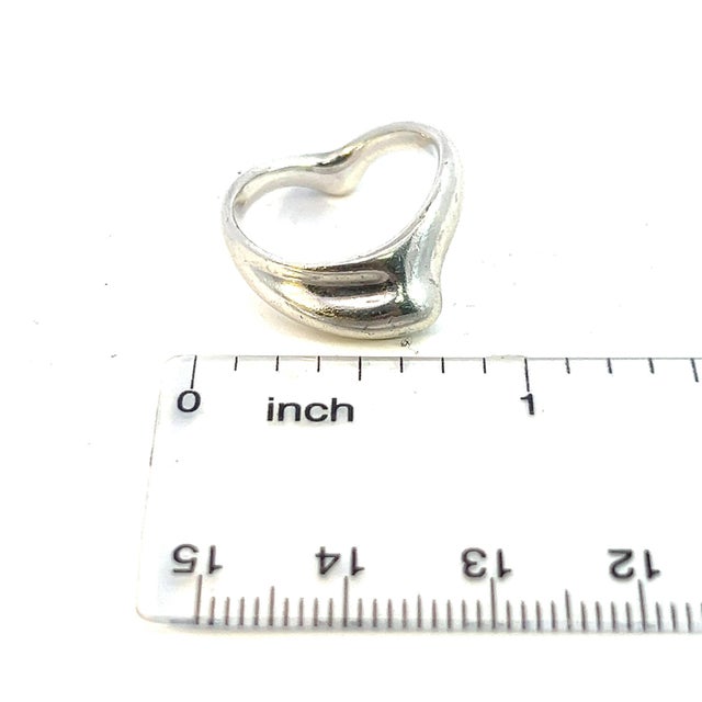 1990s Tiffany & Co Estate Wave Ring By Elsa Peretti Size 6 Sterling SIlver For Sale In New York - Image 6 of 7
