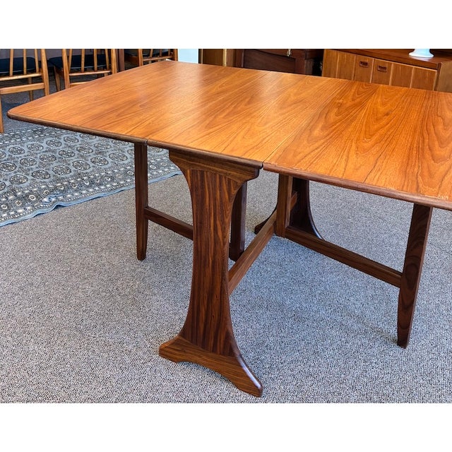 Classic Space-Saving Mid Century Modern Teak Drop Leaf Dining Table c.1960 For Sale - Image 11 of 11