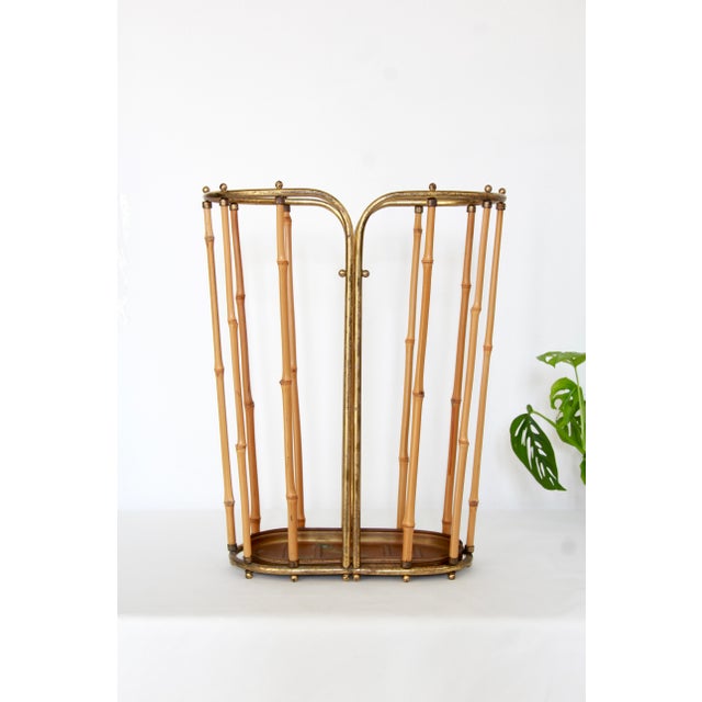 Marinella is a refined umbrella stand manufactured in Italy in the 1950s. It beautifully reflects the elegance and...