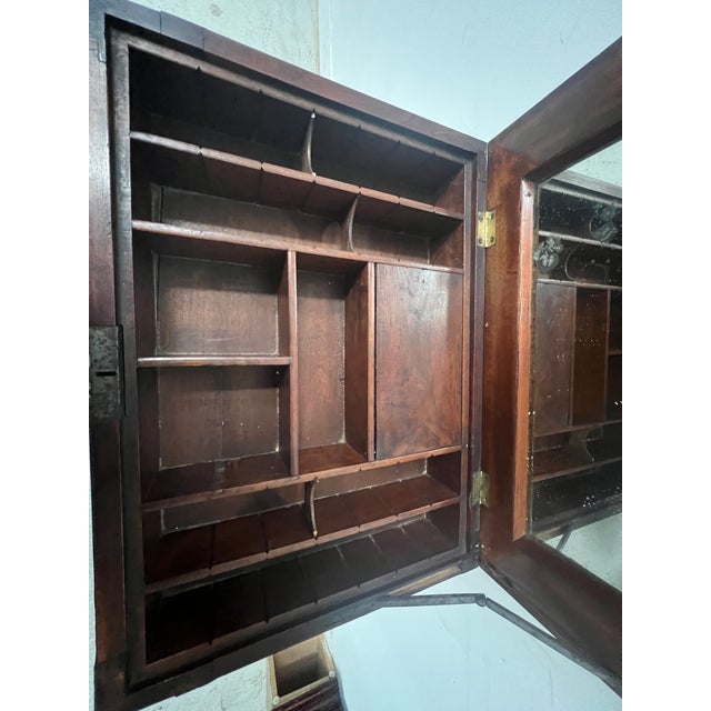 Traditional Empire Lady's Dressing Table in Mahogany and Veneer, 1800s For Sale - Image 3 of 11