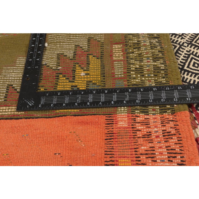 Textile 22110 Taznakht Glaoui Moroccan Rug, 06'11 X 10'03 For Sale - Image 7 of 10