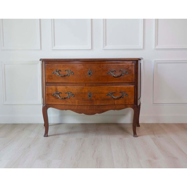 French On Hold - Antique Louis XV Style Curved Walnut Commode For Sale - Image 3 of 10