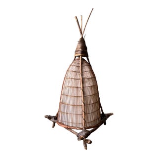 Vintage Japanese Woven Reed Table Lamp For Sale