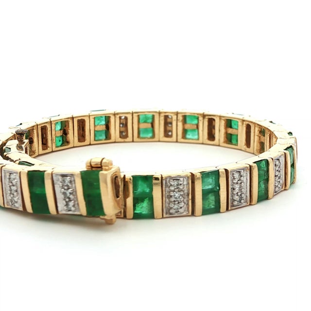 1980s 1980s 14k Yellow Gold Emerald & Diamond Bracelet For Sale - Image 5 of 10