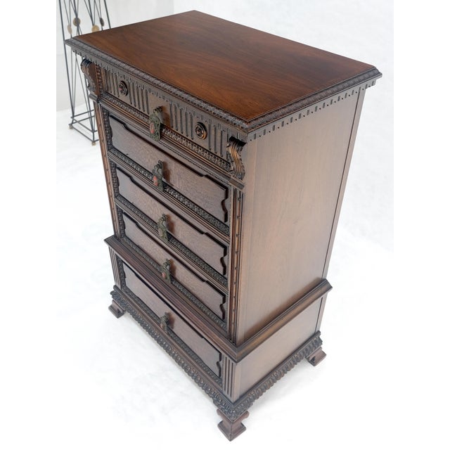 Late 20th Century Fine Ornate Carved Oak 5 Drawers Bracket Feet Decorative Chest c1900s MINT For Sale - Image 5 of 18
