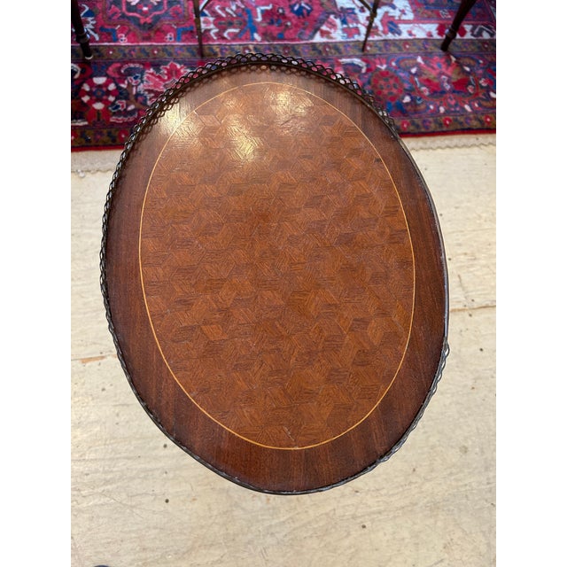 Marquetry French 19th Century Inlaid Oval Side Table or Nightstand For Sale - Image 12 of 14