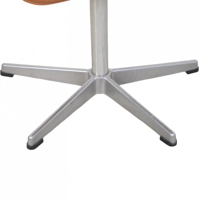 Animal Skin Vintage Oxford Chair in Cognac Leather by Arne Jacobsen, 1980s For Sale - Image 7 of 13