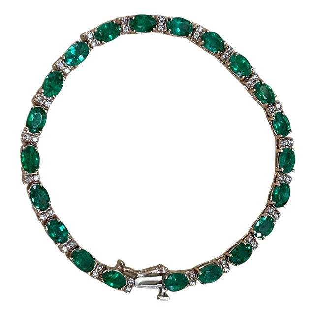 12 Ct Natural Brazilian Emerald and Diamond Tennis Bracelet 14 Karat WHITE Gold For Sale