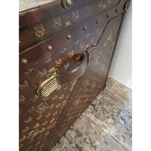 Maitland - Smith Large Leather Wrapped Maitland Smith Trunk With Wooden Mounts For Sale - Image 4 of 16