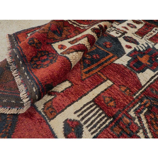 Tribal Mid-20th Century Handmade Persian Bakhtiari Pictorial Accent Rug For Sale - Image 10 of 10