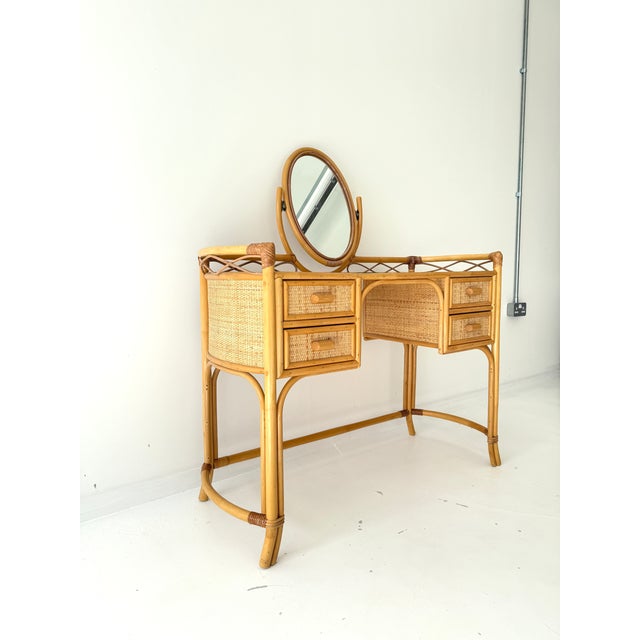 Vintage Glass Top Wicker Bamboo Dressing Table with Mirror by Angraves of Leicester, 1970s, in Flawless conditions....