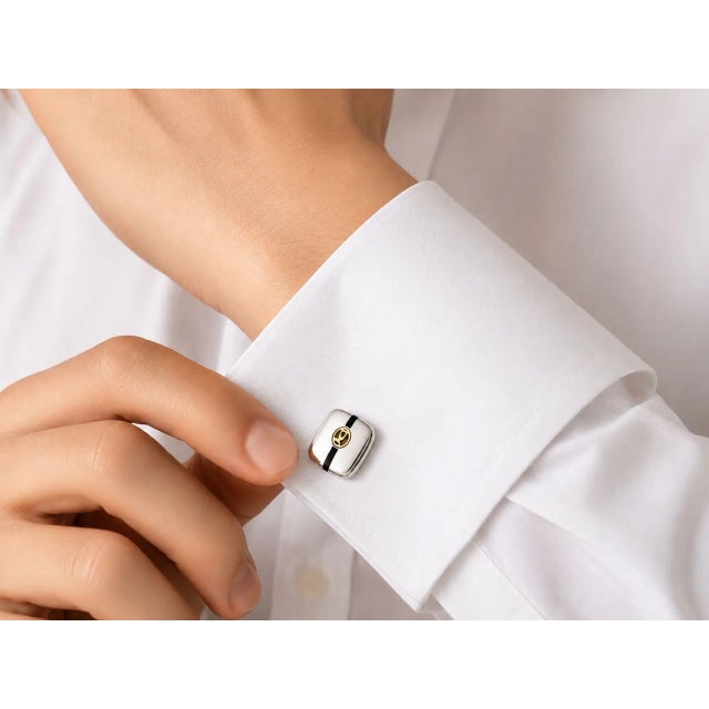Traditional 18K Gold David Yurman Estate Sterling Silver Enamel Logo Cufflinks For Sale - Image 3 of 3