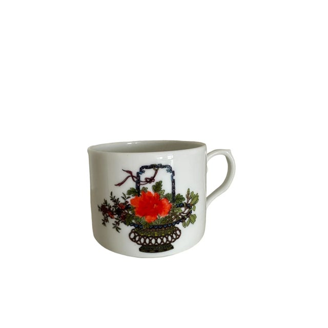 Late 20th Century Mottahedeh Teacups With Saucers in 18th Century Chinese Woodblock Pattern From the British Museum - 21 Pieces For Sale - Image 10 of 12