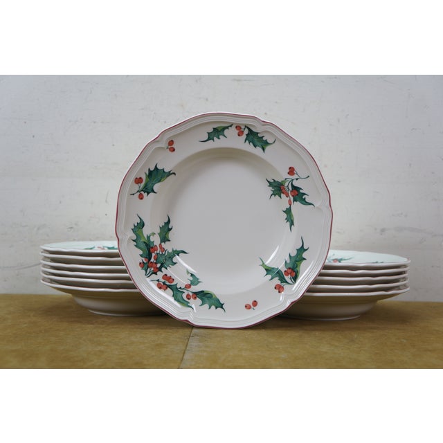 Mid 20th Century Villeroy & Boch Holly & Berry Christmas Pattern Dinner Service Set for 12 - 74pc For Sale - Image 11 of 16