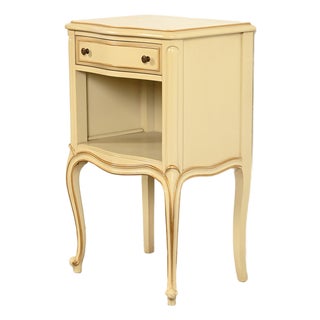 Drexel French Provincial Louis XV Cream Lacquered and Gold Gilt Nightstand, Circa 1950s For Sale