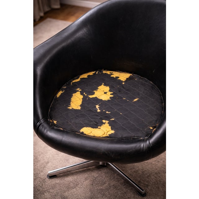 Vintage Swivel Chairs in Black Synthetic Leather with Chrome Bases, 1990, Set of 2 For Sale - Image 15 of 17