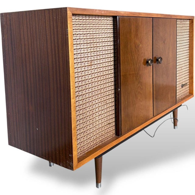 Wood Mid-Century Teak Radiogram Cabinet with Turntable from Pye Stereo For Sale - Image 7 of 10