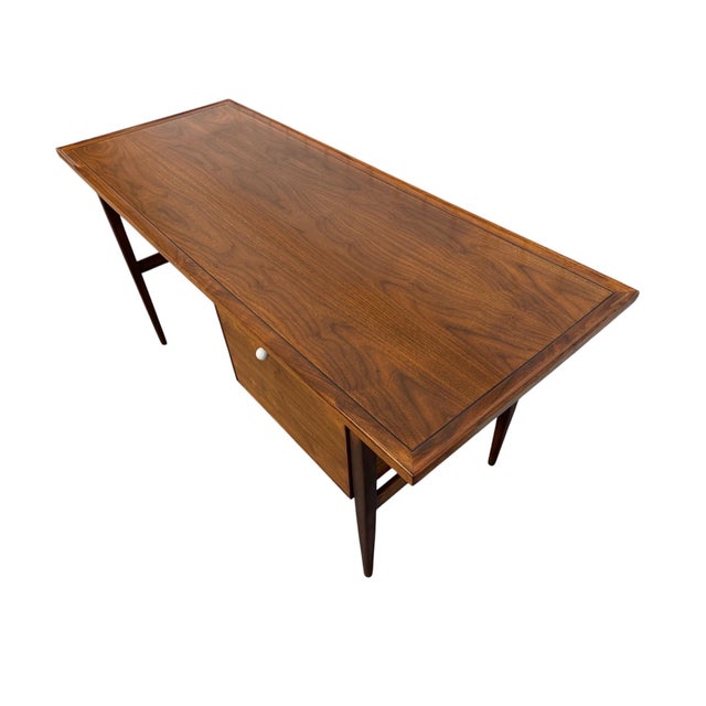 Mid-Century Modern Drexel Declaration Walnut Writing Desk - Refinished! For Sale In Philadelphia - Image 6 of 9