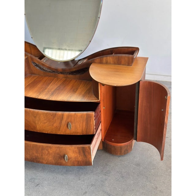 1940s Art Deco Vanity by Beautility For Sale - Image 11 of 12