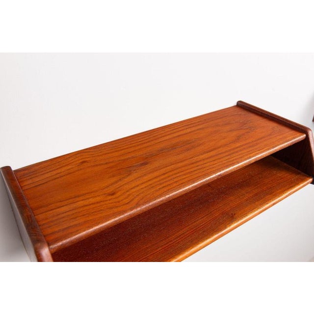 Brown No. 24 Floating Nightstands in Teak by Aksel Kjersgaard, Odder, Denmark 1960, Set of 2 For Sale - Image 8 of 15
