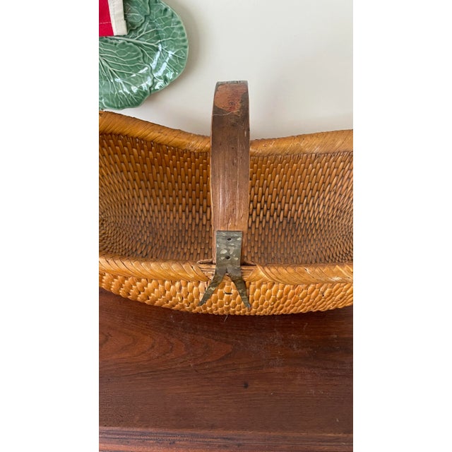 Brown Late 20th Century Large Antique Woven Grain Basket Chinese Bentwood Harvesting Basket For Sale - Image 8 of 9