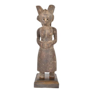 Early 20th Century Nyamwezi Mwana Hiti Standing Female Figure Tanzania For Sale
