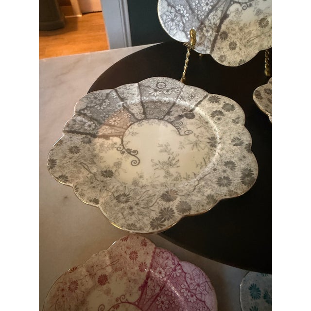 Late 19th Century Antique J. F. Wileman Daisy Shape Jungle Print Plates (Lot of 5) ca.1890 For Sale - Image 5 of 18