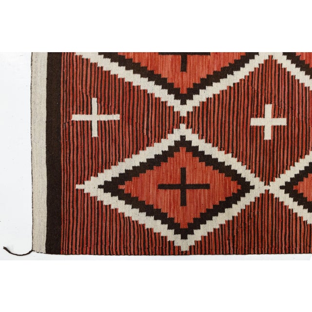 Off-white Modern Navajo-Inspired Geometric Wool Rug – Handmade in Terracotta and Off-White For Sale - Image 8 of 11
