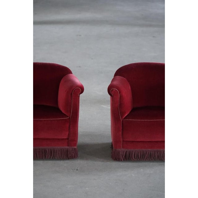 Vintage Danish Curved Lounge Chairs in Deep Red Velvet with Fringes, 1940s, Set of 2 For Sale - Image 12 of 18