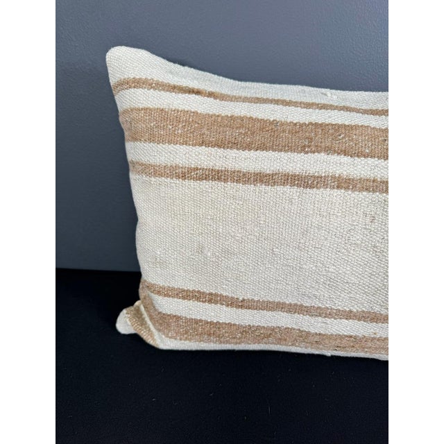Contemporary Turkish Hemp Pillow Cushion Natural Beige Brown Pillow Cushion Cover 16" x 24" For Sale - Image 3 of 4