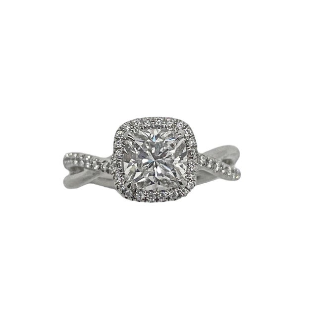 Contemporary David Yurman, 1.22 Carat Diamond Infinity Half Pave Halo Engagement Ring, Size 6.25 For Sale - Image 3 of 6