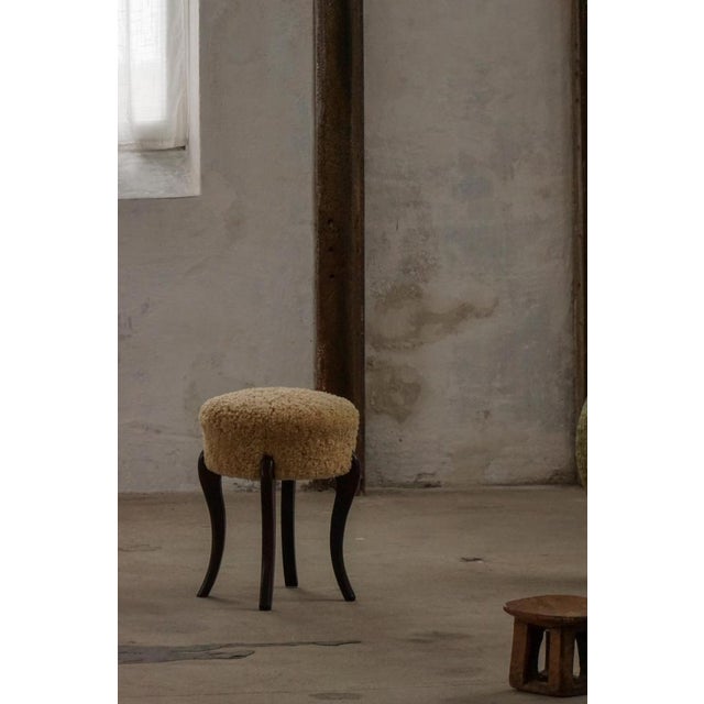 Mid-Century Danish Stool in Lambswool Upholstery with Curved Wooden Legs, 1940s For Sale - Image 3 of 18