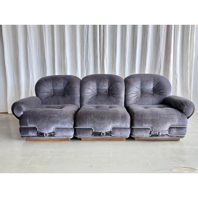 Mid-Century Modern Space Age Velvet and Chrome 3-Seater Sofa attributed to Adriano Piazzesi, Italy, 1960s For Sale - Image 3 of 18