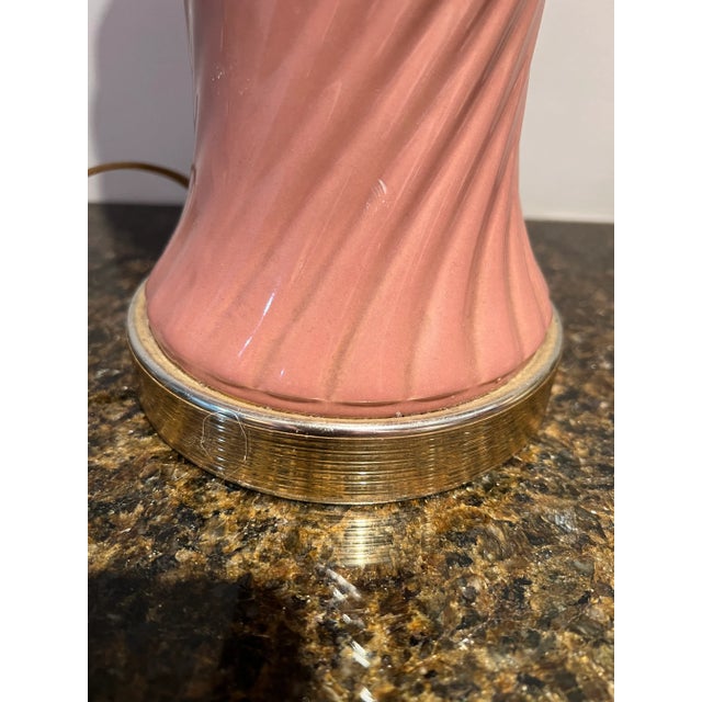 1980 Mauve Pink Swirl Table Lamp For Sale - Image 4 of 7