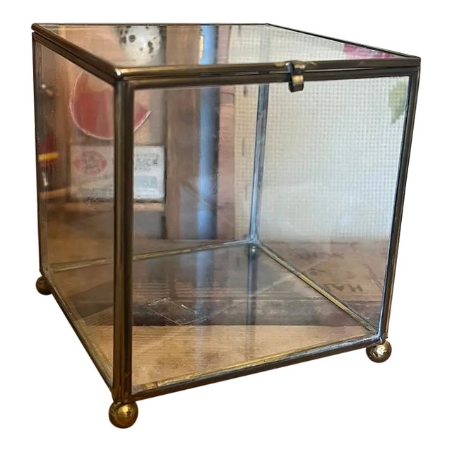 1970s Vintage Footed Brass Metal Glass Trinket Jewelry Box For Sale