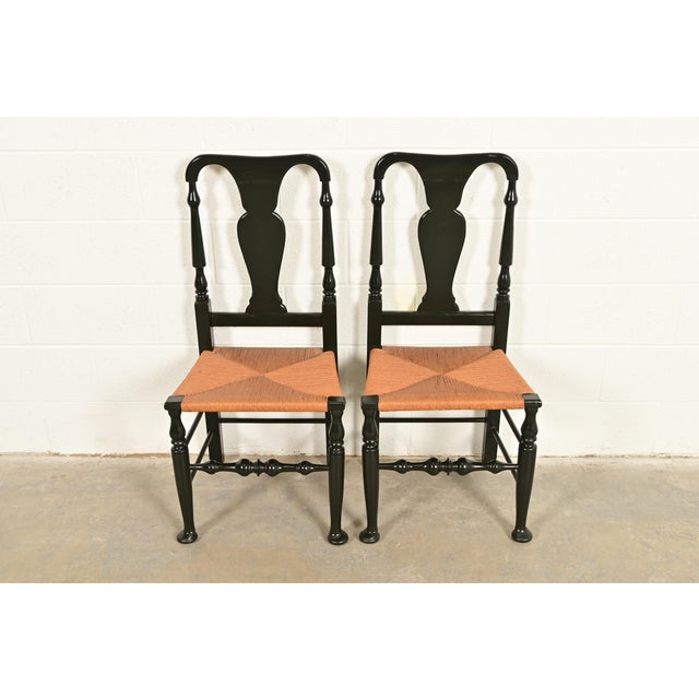 American Eldred Wheeler Queen Anne Black Lacquered Side Chairs or Dining Chairs With Rush Seats, Pair For Sale - Image 3 of 13