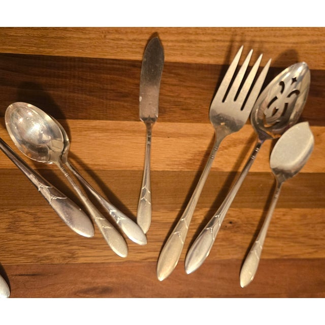 Complete Twelve Eight - Piece Place Settings Art Nouveau Silverplate Flatware Plus Serving Pieces Boxed Set- Set of 120 For Sale - Image 15 of 16