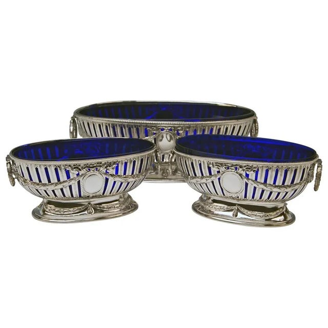 Silver Bowls with Cobalt Blue Glass Liners by Master Bubeniczek, Vienna, Austria, 1900s, Set of 3 For Sale - Image 13 of 13