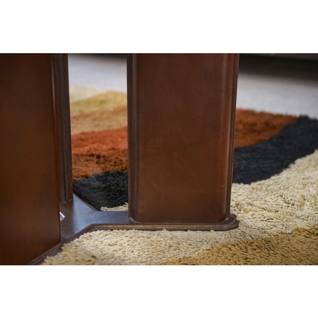 Circular Table with Base Covered in Brown Leather by Tito Agnoli for Matteo Grassi, 1970s For Sale - Image 10 of 11