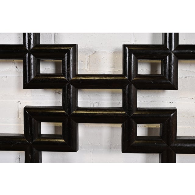 1950s John Widdicomb Mid-Century Hollywood Regency Chinoiserie Black Lacquered King Size Headboard, 1950s For Sale - Image 5 of 9