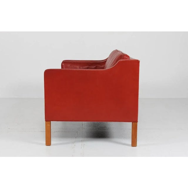 1980s Model No. 2212 2-Seater Sofa in Reddish Brown Leather with Oak Legs by Børge Mogensen for Fredericia Furniture, Denmark, 1980s For Sale - Image 5 of 13