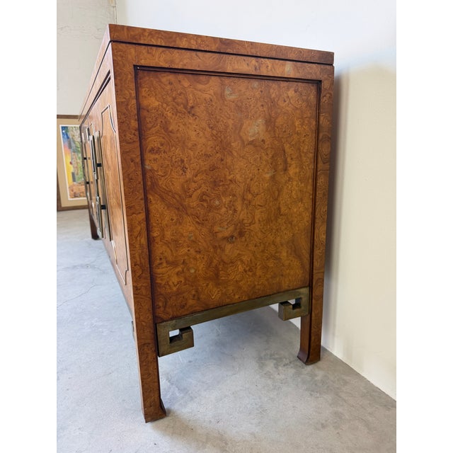 Vintage William Doezema Style Mastercraft Burl Wood Credenza With Brass Greek Key Details For Sale In Miami - Image 6 of 18