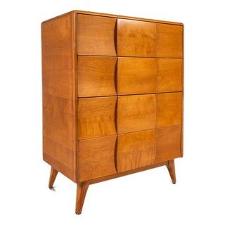 Mid-Century Modern Art Deco "Kohinoor" Four-Drawer Highboy Dresser Chest of Drawers in Birch by Heywood Wakefield, Usa, C. 1950s For Sale